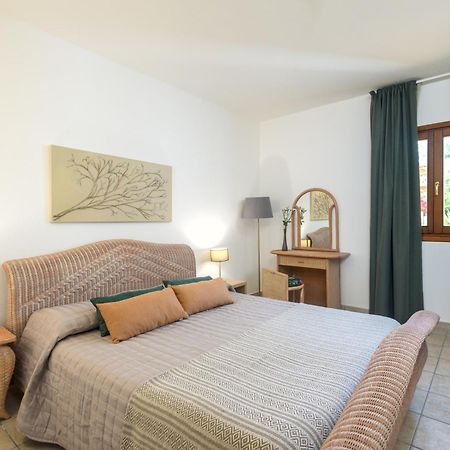 Hotel Moderno Ольбия Экстерьер фото