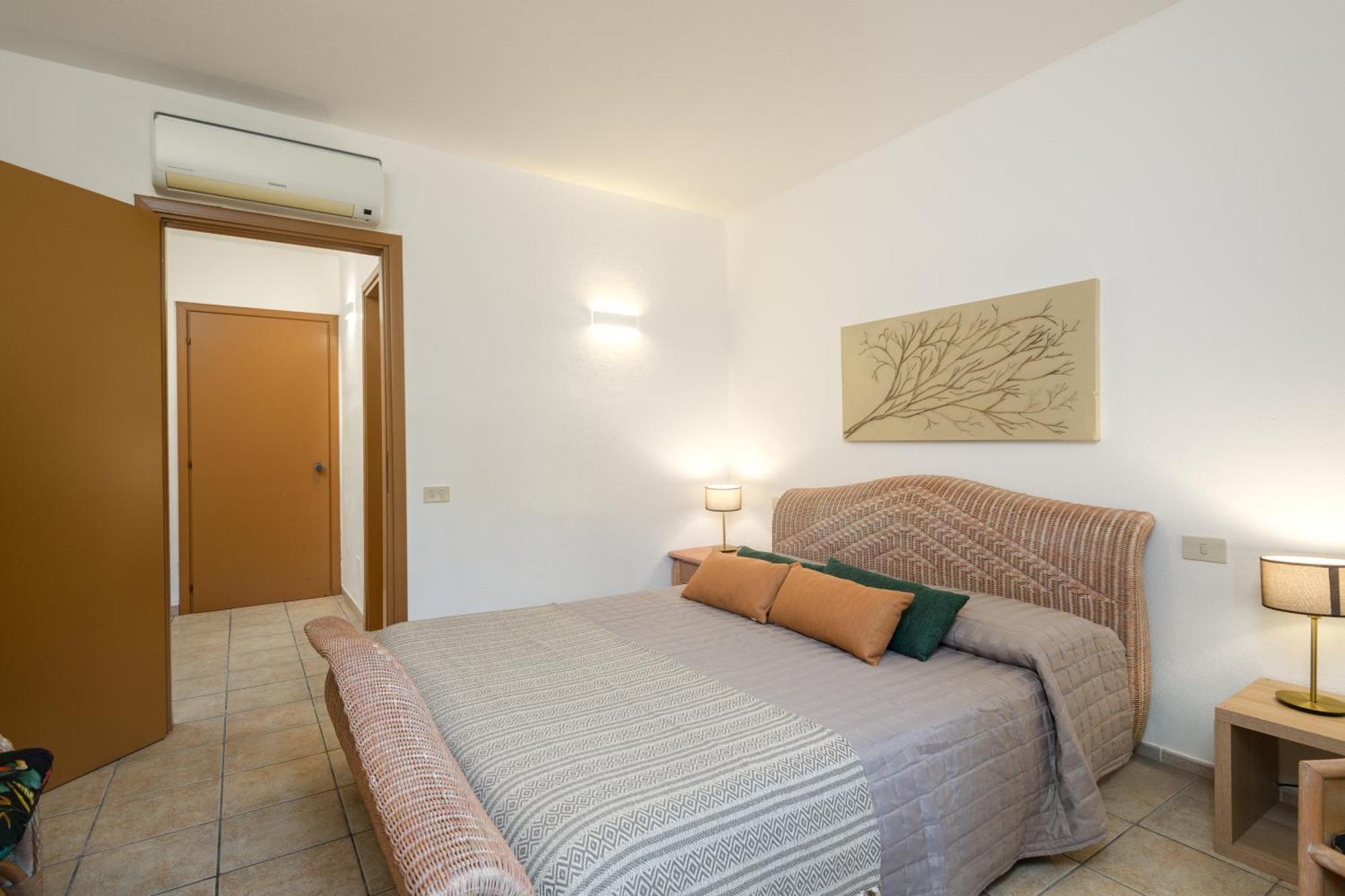 Hotel Moderno Ольбия Экстерьер фото